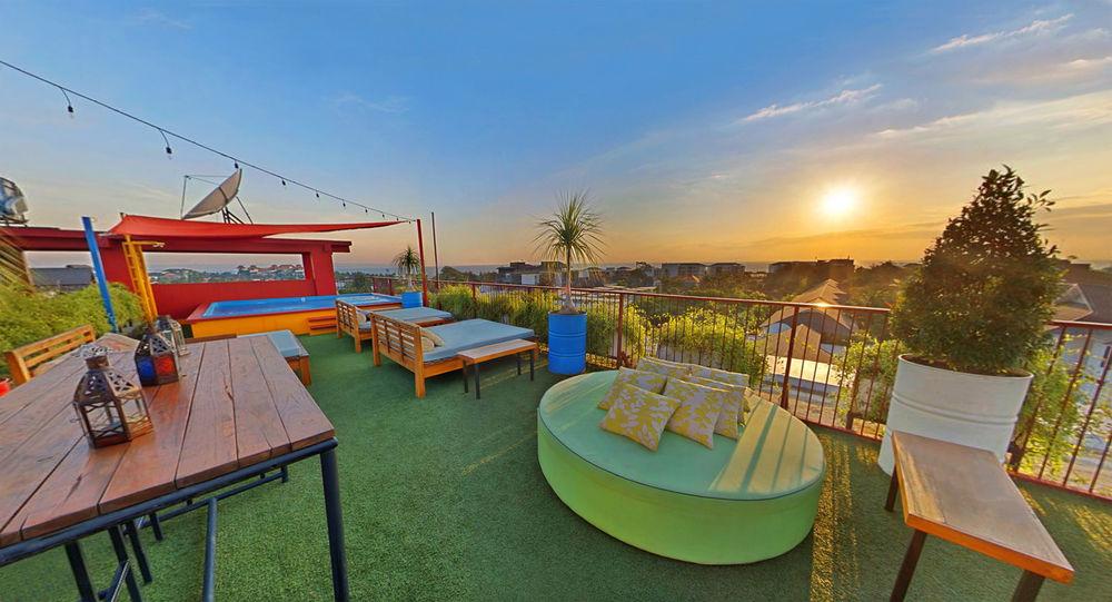 Viva Dash Hotel Seminyak Екстериор снимка