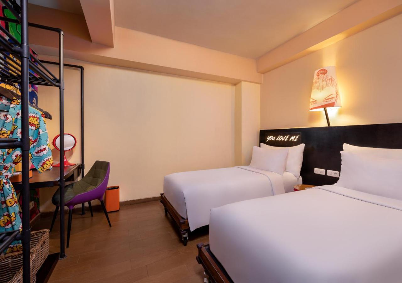 Viva Dash Hotel Seminyak Екстериор снимка