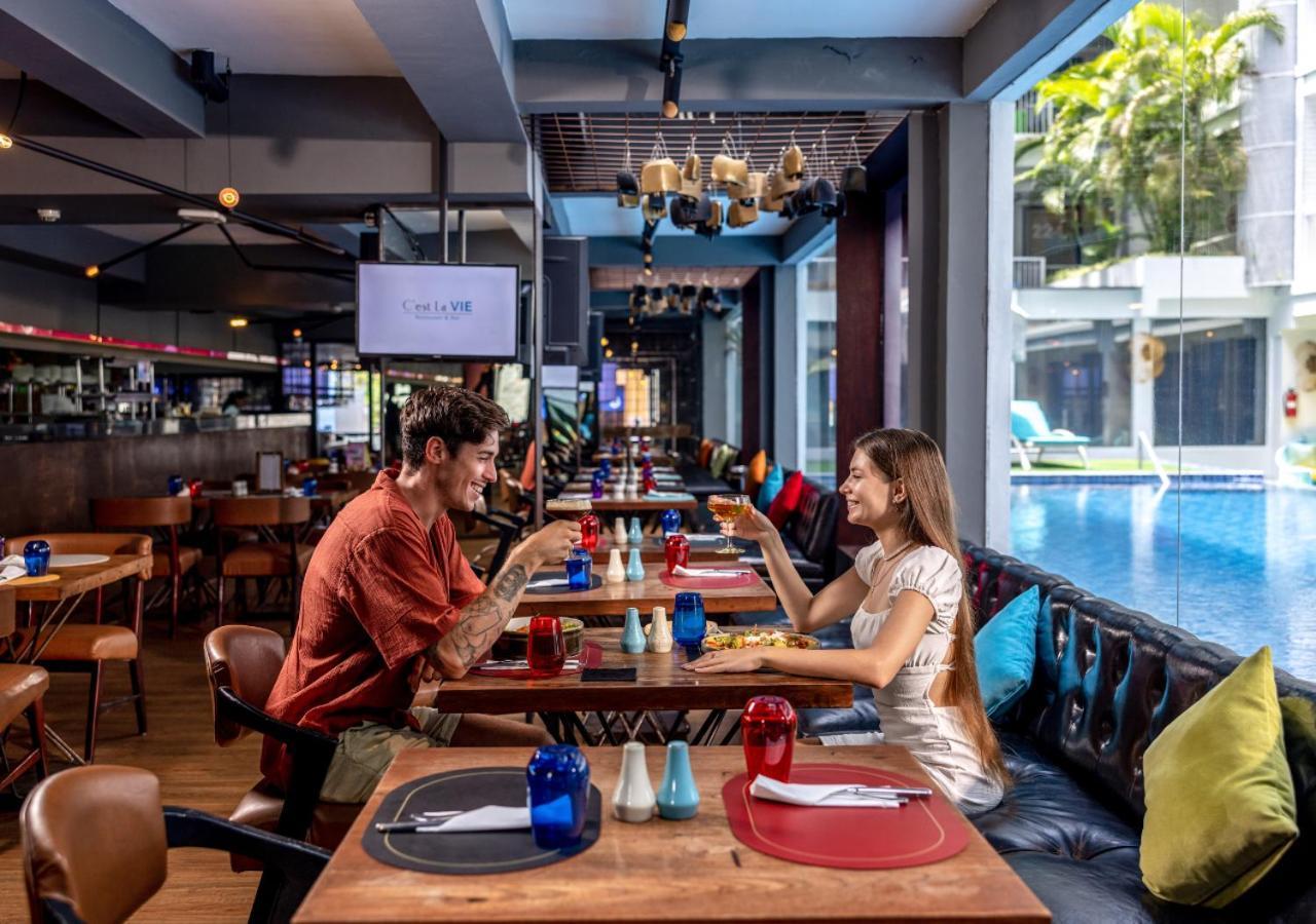Viva Dash Hotel Seminyak Екстериор снимка