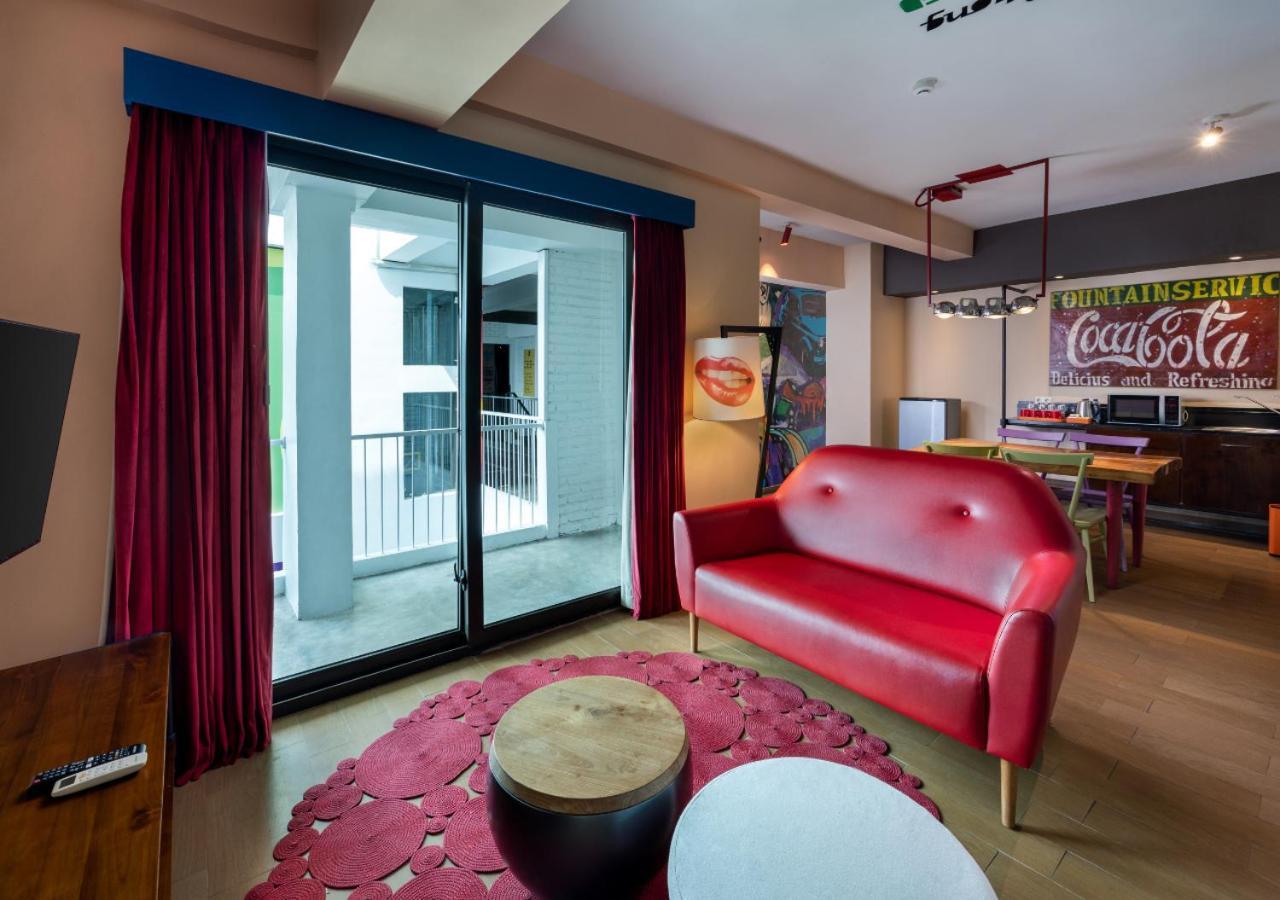 Viva Dash Hotel Seminyak Екстериор снимка
