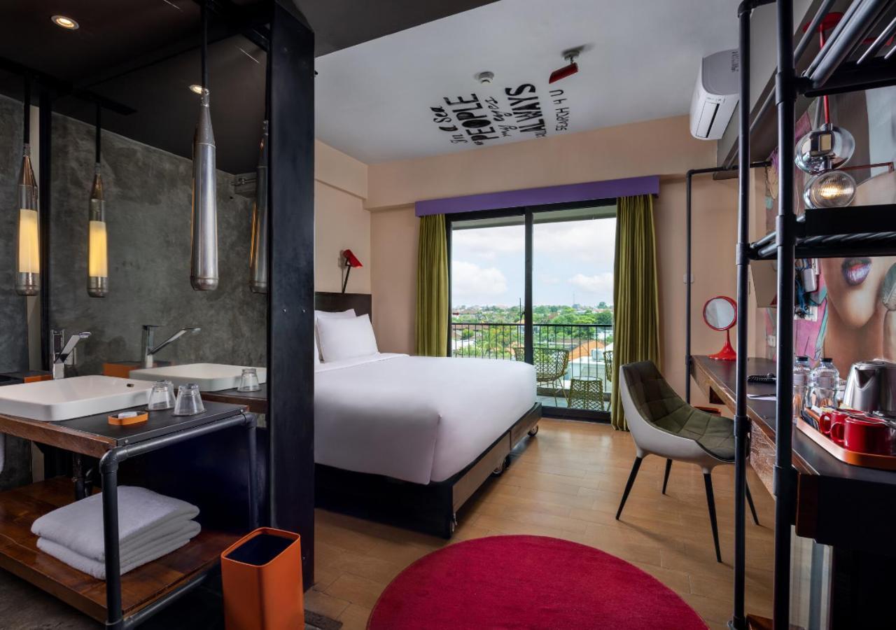 Viva Dash Hotel Seminyak Екстериор снимка