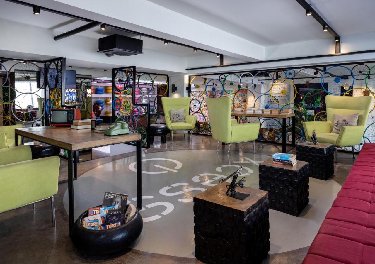 Viva Dash Hotel Seminyak Екстериор снимка