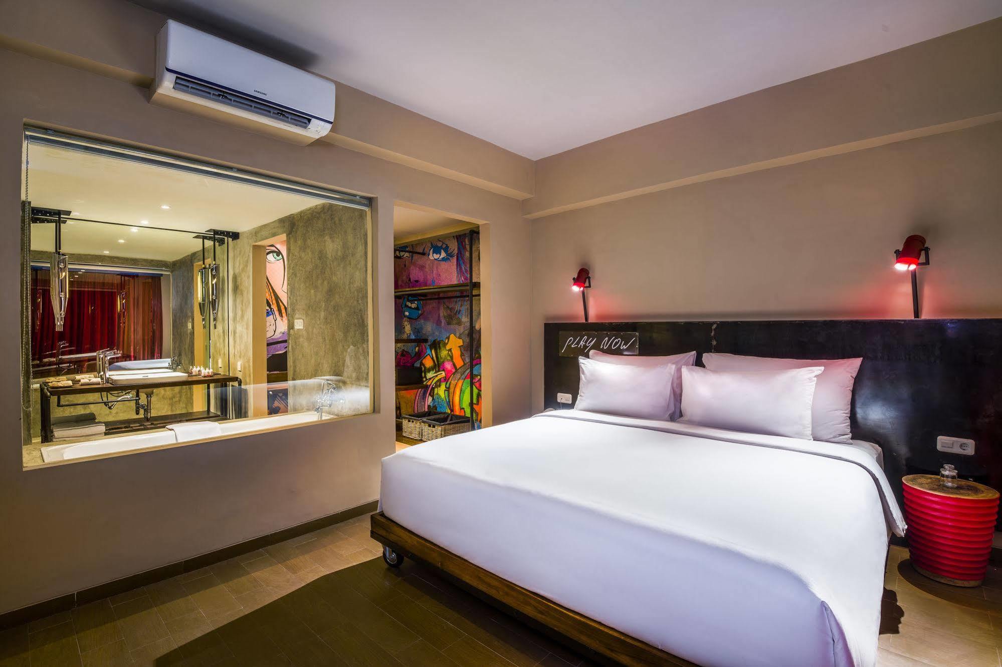 Viva Dash Hotel Seminyak Екстериор снимка